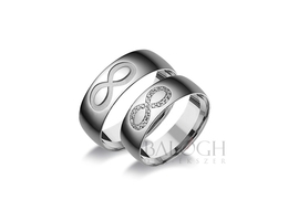 14 karátos karikagyűrű. Az ár párban értendő. Típus: A-737