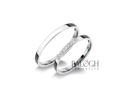 14 karátos karikagyűrű. Az ár párban értendő. Típus: L-133