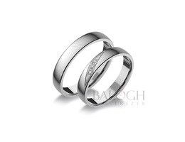 14 karátos karikagyűrű. Az ár párban értendő. Típus: P-47