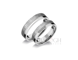 14 karátos karikagyűrű. Az ár párban értendő. Típus: R-118