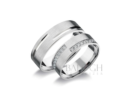 14 karátos karikagyűrű. Az ár párban értendő. Típus: R-179