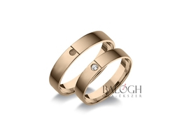 14 karátos karikagyűrű. Az ár párban értendő. Típus: R-229