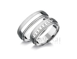 14 karátos karikagyűrű. Az ár párban értendő. Típus: R-387