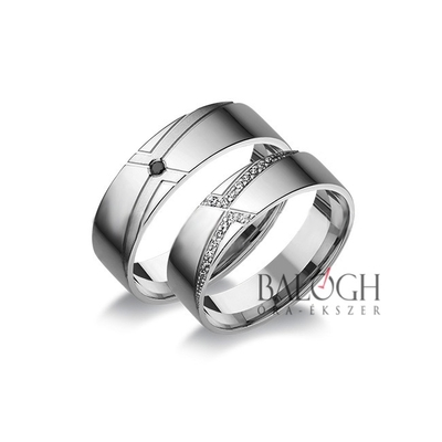 14 karátos karikagyűrű. Az ár párban értendő. Típus: A-652