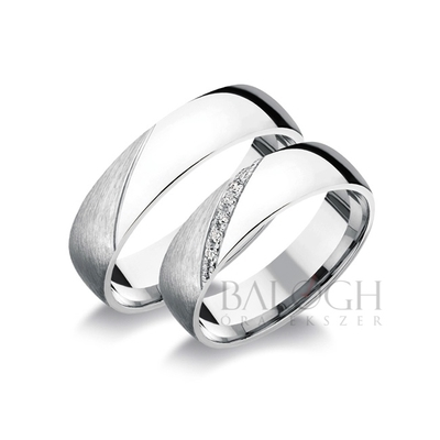 14 karátos karikagyűrű. Az ár párban értendő. Típus: L-110