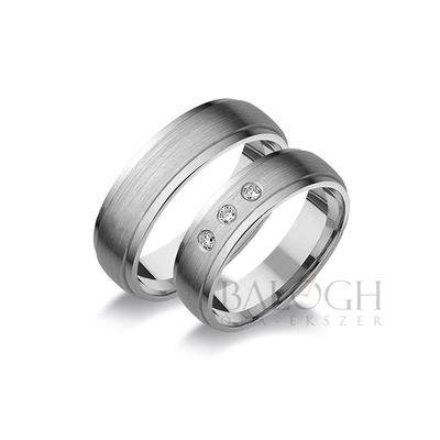 14 karátos karikagyűrű. Az ár párban értendő. Típus: L-125