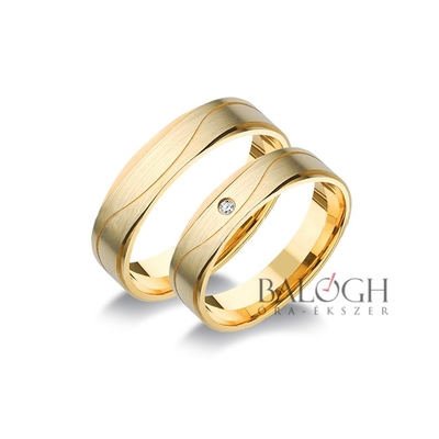 14 karátos karikagyűrű. Az ár párban értendő. Típus: L-24