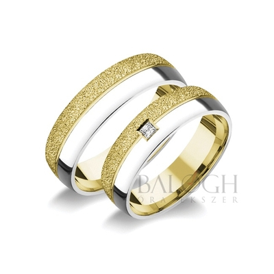 14 karátos karikagyűrű. Az ár párban értendő. Típus: R-112
