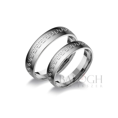 14 karátos karikagyűrű. Az ár párban értendő. Típus: R-141