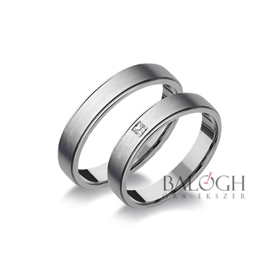 14 karátos karikagyűrű. Az ár párban értendő. Típus: R-228