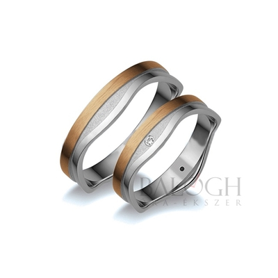 14 karátos karikagyűrű. Az ár párban értendő. Típus: R-716