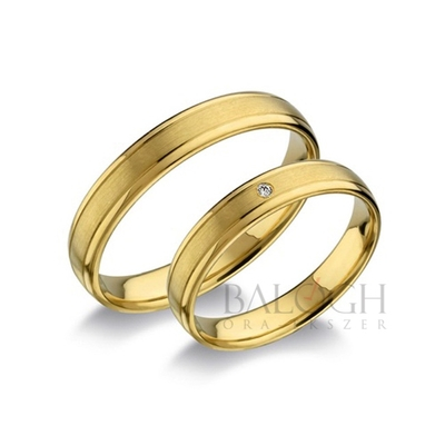 14 karátos karikagyűrű. Az ár párban értendő. Típus: RA-418