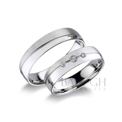 14 karátos karikagyűrű. Az ár párban értendő. Típus: RA-522